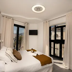 Maison d'hôtes Nerja-centro-jacuzzi- Mirador De La Ermita- Adults Recommended